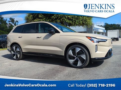 New 2025 Volvo EX90 Ultra image 1