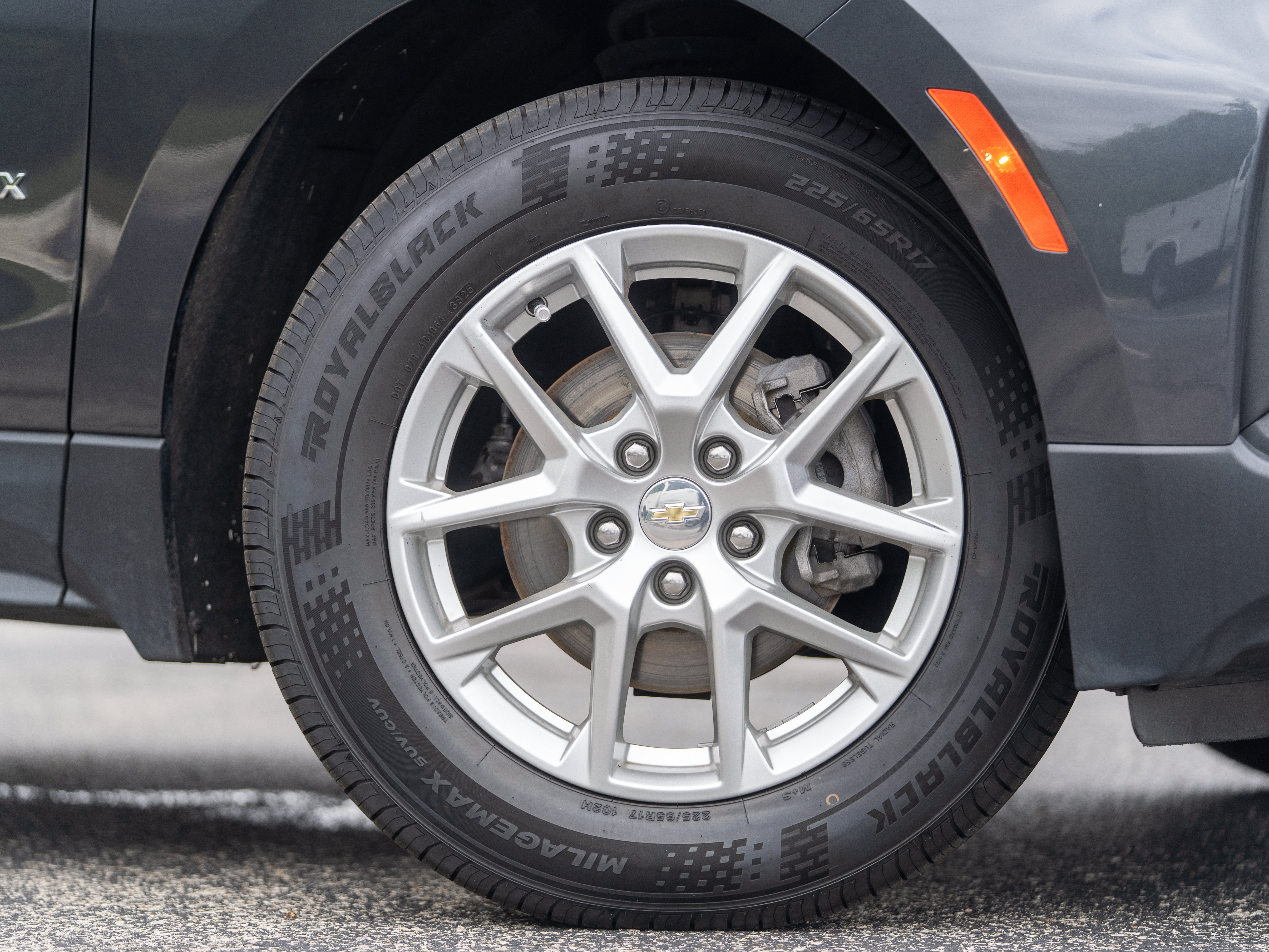 Used 2022 Chevrolet Equinox LS w/ LS Convenience Package FWD image 39
