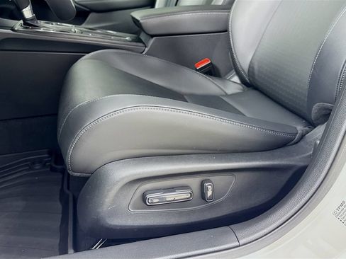 Used 2024 Honda Civic Touring image 23