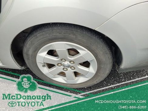 Used 2006 Toyota Prius FWD image 25