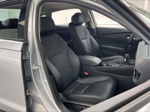 Used 2024 Honda Accord Touring image 7