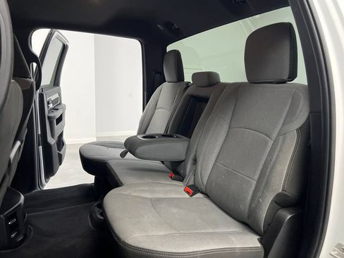 Used 2024 RAM 2500 Big Horn AWD/4WD image 16