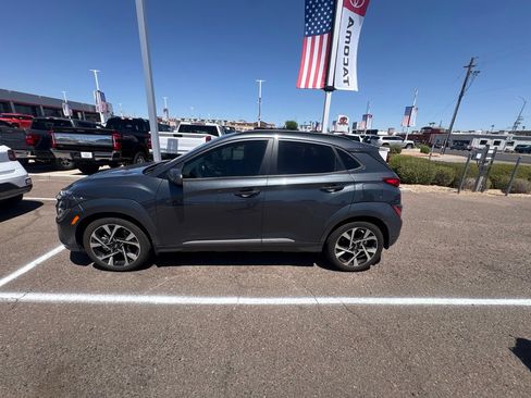 Used 2022 Hyundai Kona Limited w/ Cargo Package FWD image 1