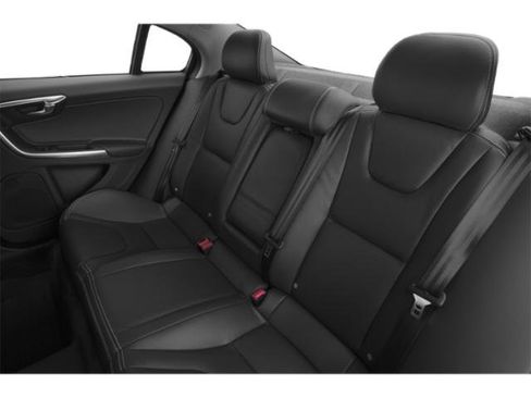 Used 2015 Volvo S60 T5 Platinum image 18