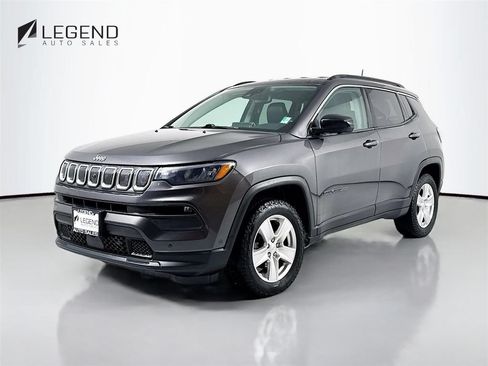 Used 2022 Jeep Compass Latitude w/ Convenience Group AWD/4WD image 1