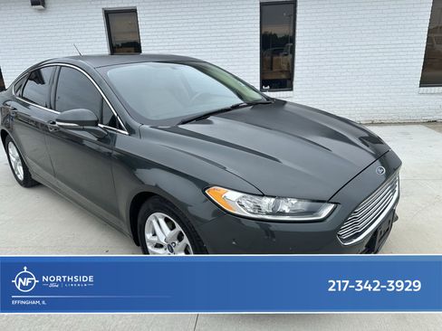 Used 2015 Ford Fusion SE w/ Equipment Group 202A FWD image 1