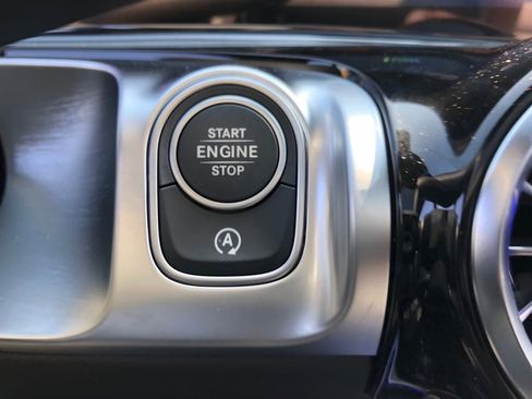 New 2026 Mercedes-Benz GLB 250 4MATIC image 25