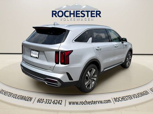 Used 2023 Kia Sorento EX AWD/4WD image 6