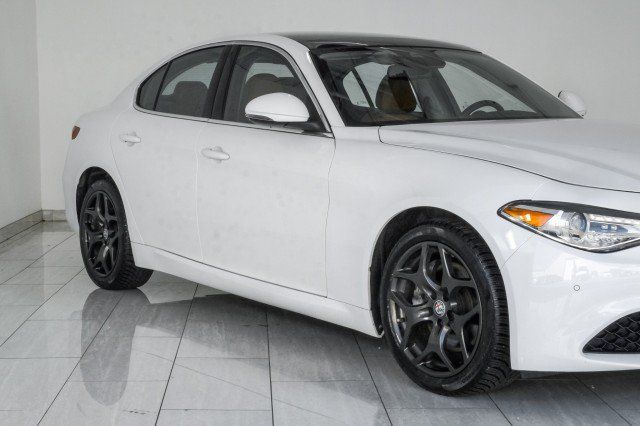 Used 2021 Alfa Romeo Giulia Ti AWD/4WD image 65