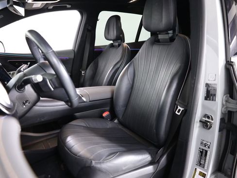 Used 2023 Mercedes-Benz EQS 580 4MATIC SUV image 31