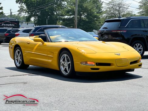 Used 2003 Chevrolet Corvette Convertible w/ Preferred Equipment Group1 image 41