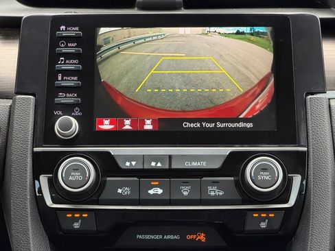 Used 2019 Honda Civic Touring image 12