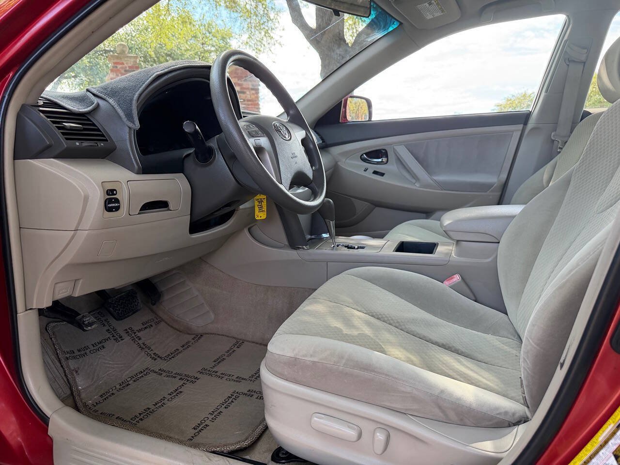 Used 2009 Toyota Camry LE FWD image 11