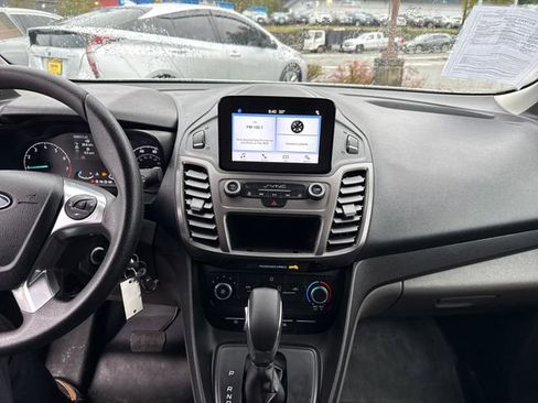 Used 2020 Ford Transit Connect XL image 24