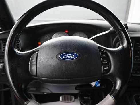 Used 2003 Ford F150 Harley-Davidson RWD image 12