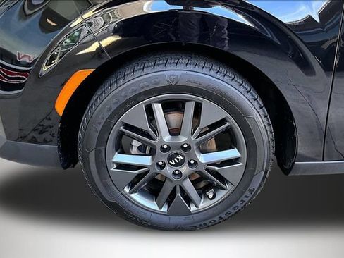 Used 2021 Kia Soul EX FWD image 29