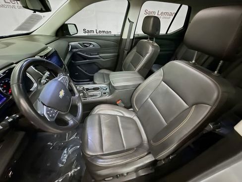Used 2021 Chevrolet Traverse Premier w/ Redline Edition image 22