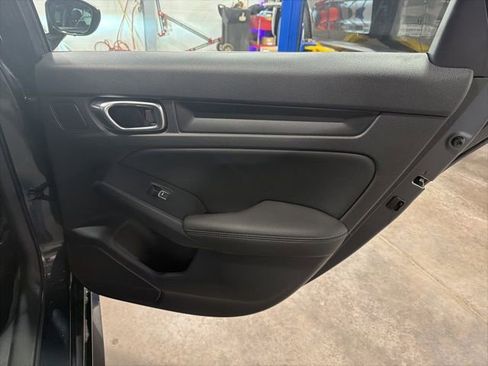 Used 2023 Honda Civic EX-L image 12