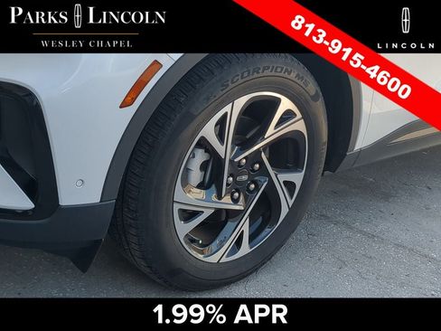 Used 2024 Lincoln Nautilus Premier w/ Jet Appearance Package AWD/4WD image 12