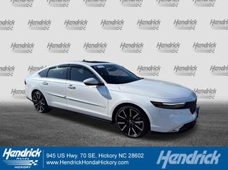 Used 2025 Honda Accord Touring video 1
