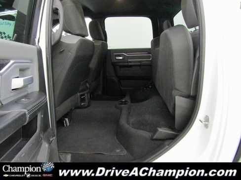 Used 2022 RAM 2500 Big Horn image 19