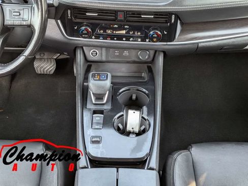 Used 2021 Nissan Rogue SL FWD image 23