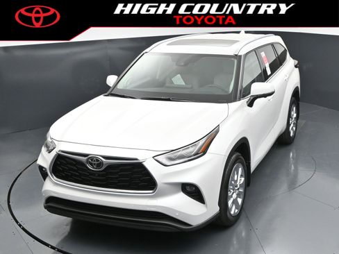 New 2026 Toyota Highlander Limited AWD/4WD image 28