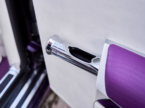 Used 2008 Rolls-Royce Phantom image 43