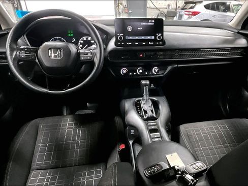 Used 2025 Honda HR-V LX image 14