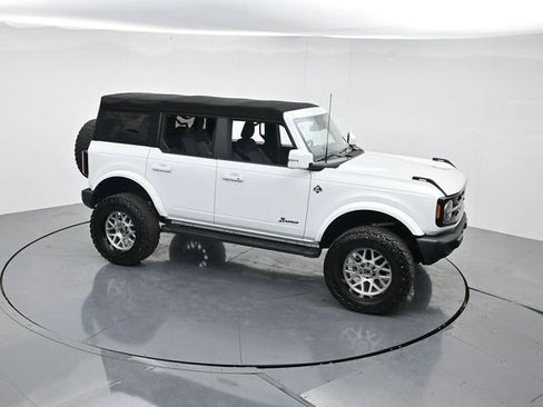 Used 2022 Ford Bronco Outer Banks image 38