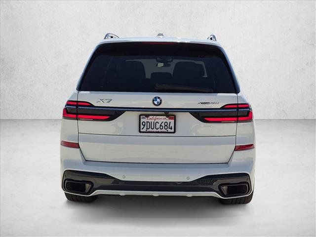 Used 2023 BMW X7 xDrive40i w/ M Sport Package AWD/4WD image 6