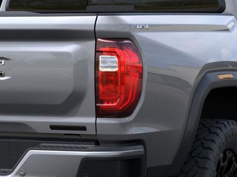 New 2026 GMC Canyon Elevation w/ Convenience Package image 11