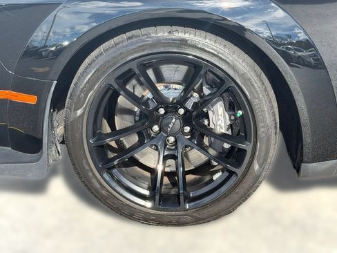 Used 2022 Dodge Challenger SRT Hellcat RWD image 13