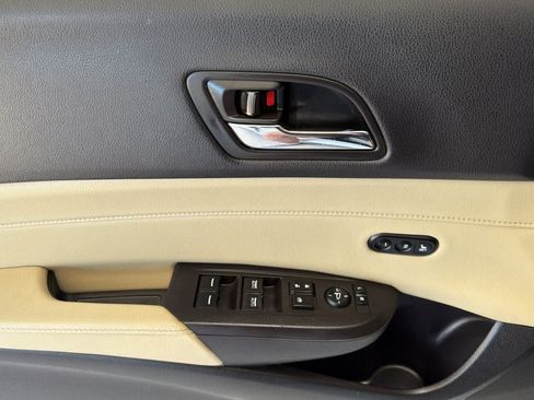 Used 2016 Acura ILX FWD image 12
