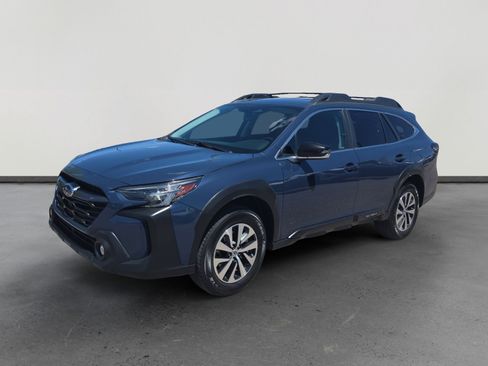 Used 2024 Subaru Outback Premium image 1