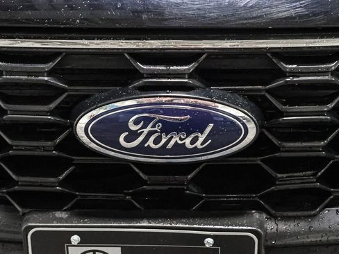 Certified 2025 Ford Escape ST-Line image 13