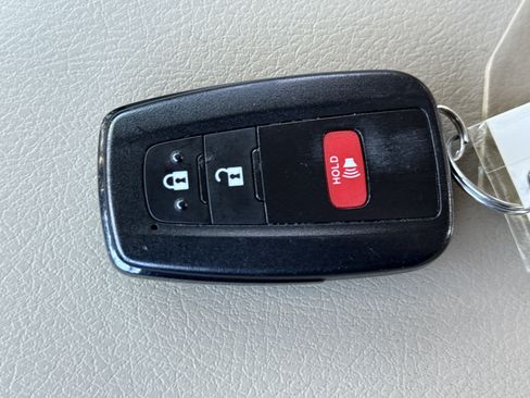 Used 2022 Toyota 4Runner SR5 image 35