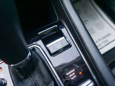 Used 2022 Jeep Compass Latitude w/ Sun and Sound Group image 25