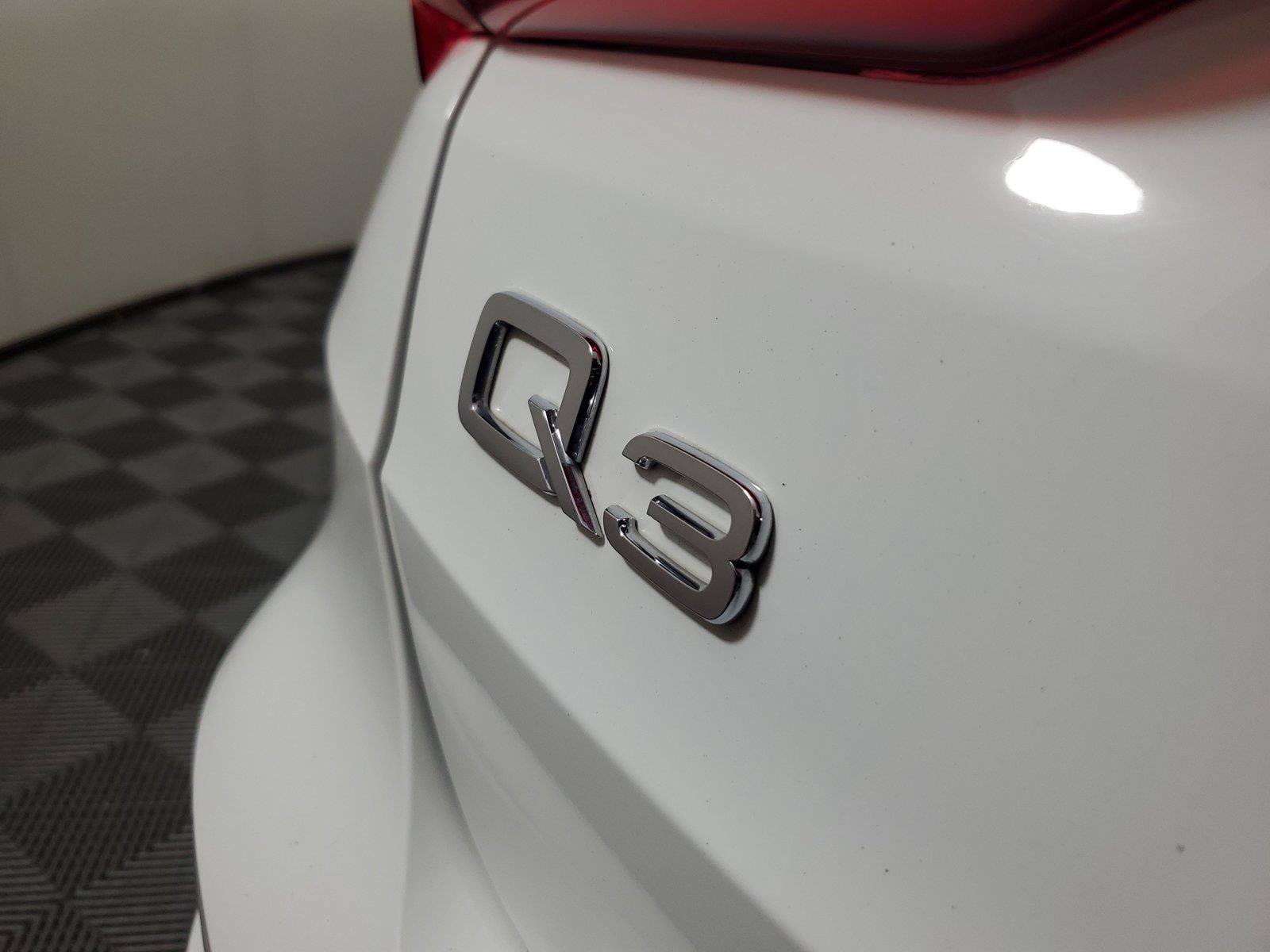 Used 2023 Audi Q3 2.0T Premium AWD/4WD image 8