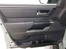 Used 2025 Toyota Tundra Platinum AWD/4WD image 7