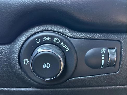 Certified 2023 Dodge Durango GT image 15