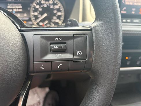 Used 2021 Nissan Rogue S AWD/4WD image 17