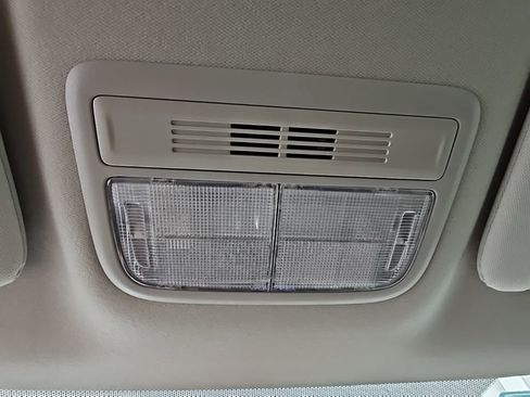 Used 2020 Honda HR-V LX image 20