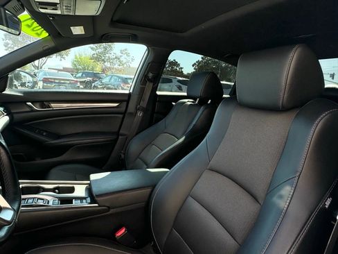 Used 2021 Honda Accord Sport image 14