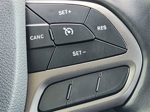 Certified 2020 Jeep Cherokee Limited image 34