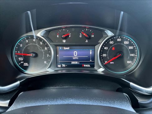 Used 2022 Chevrolet Equinox LT image 25