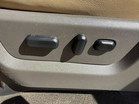 Used 2011 Ford F350 Lariat w/ Lariat Ultimate Pkg image 20