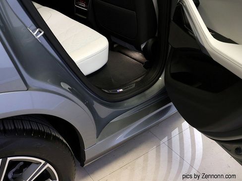 Certified 2025 BMW X6 xDrive40i image 35