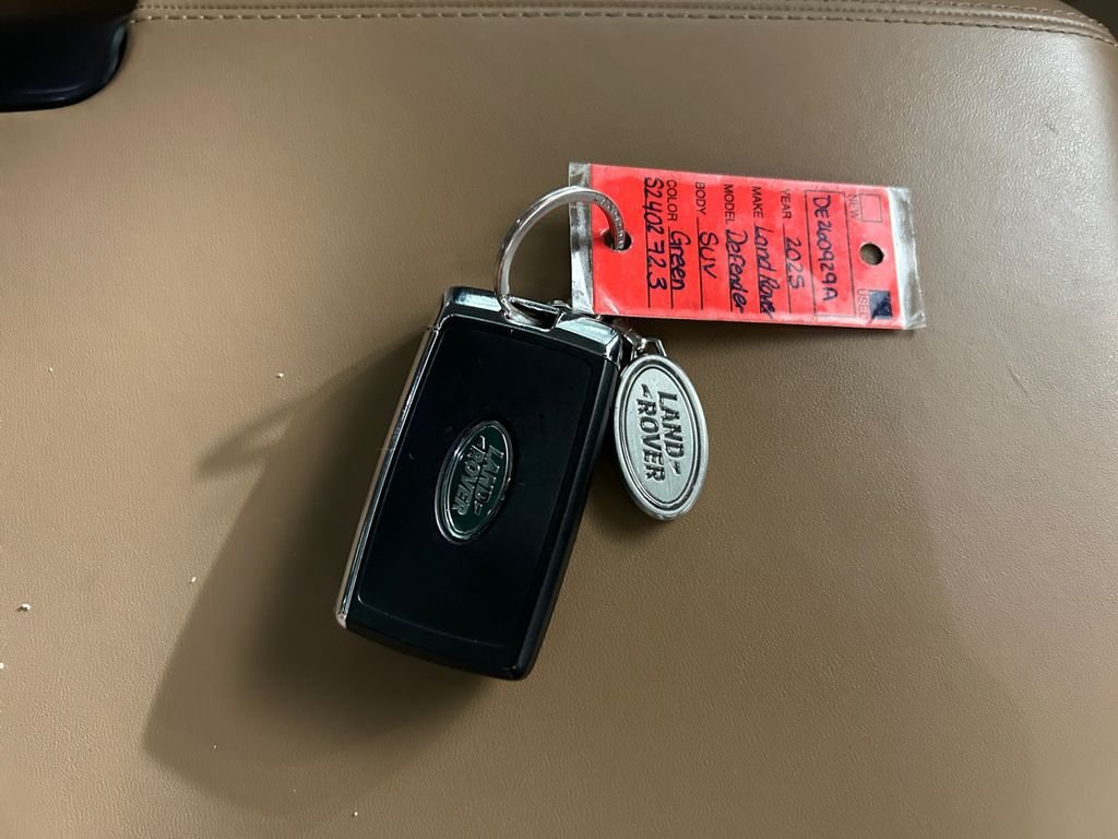 Used 2025 Land Rover Defender 110 S AWD/4WD image 27