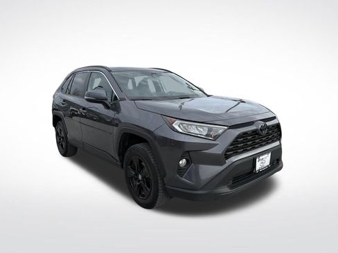 Used 2020 Toyota RAV4 XLE w/ Convenience Package image 2
